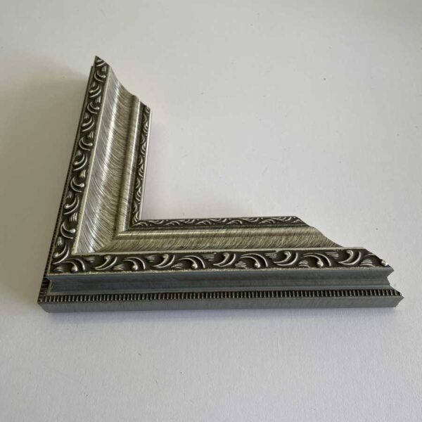 24S - Image 2